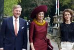 Voorschoten 16 april 2025
Dag twee van het bstaatsbezoek van Nederland en Oman. Er is een lunch op kasteel Duivenvoorde waarbij oa aanwezig zijn , Koning Willem Alexander Koningin Maxima de Sultan van Oman en minister president Dick Schoof . Sophie Hermans