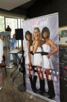 Hilversum 24 mei 2025
Presentatie nieuwe LP Luv bij de wisseloord studio's . Marga Scheide en Jose Hoebee krijgen de eerste plaat uit handen van de dochters van Hans v Hemert. LUV Fans