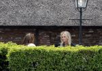 Blaricum 21 mei 2025
Leontine Ruiters op terras in Blaricum