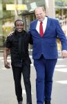 Amsterdam 8 mei 2025
Menno Kohler en Regilio Tuur  bij Gelderlandplein .