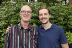 Renkum 21 april 2025
Ronnie Tober 80 jaar . Hij geeft feest in restaurant Campman in Renkum . Zijn partner Jan Jochems is natuurlijk aanwezig . Pedro v Raamsdonk met zijn zoon zanger Kay v Raamsdonk