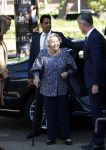 Amsterdam 20 mei 2025
Prinses Beatrix opent Art Zuid in Amsterdam zuid. Prinses Beatrix loopt met 2 wandelstokken .