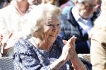 Amsterdam 20 mei 2025
Prinses Beatrix opent Art Zuid in Amsterdam zuid. Prinses Beatrix loopt met 2 wandelstokken .