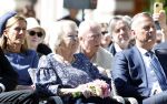 Amsterdam 20 mei 2025
Prinses Beatrix opent Art Zuid in Amsterdam zuid. Prinses Beatrix loopt met 2 wandelstokken .
