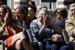 Amsterdam 20 mei 2025
Prinses Beatrix opent Art Zuid in Amsterdam zuid. Prinses Beatrix loopt met 2 wandelstokken .