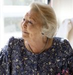Amsterdam 20 mei 2025
Prinses Beatrix opent Art Zuid in Amsterdam zuid. Prinses Beatrix loopt met 2 wandelstokken .
