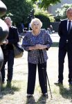Amsterdam 20 mei 2025
Prinses Beatrix opent Art Zuid in Amsterdam zuid. Prinses Beatrix loopt met 2 wandelstokken .