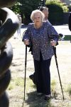 Amsterdam 20 mei 2025
Prinses Beatrix opent Art Zuid in Amsterdam zuid. Prinses Beatrix loopt met 2 wandelstokken .