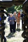 Amsterdam 20 mei 2025
Prinses Beatrix opent Art Zuid in Amsterdam zuid. Prinses Beatrix loopt met 2 wandelstokken .