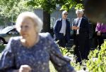 Amsterdam 20 mei 2025
Prinses Beatrix opent Art Zuid in Amsterdam zuid. Prinses Beatrix loopt met 2 wandelstokken .