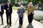 Amsterdam 20 mei 2025
Prinses Beatrix opent Art Zuid in Amsterdam zuid. Prinses Beatrix loopt met 2 wandelstokken .