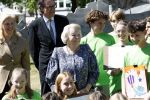 Amsterdam 20 mei 2025
Prinses Beatrix opent Art Zuid in Amsterdam zuid. Prinses Beatrix loopt met 2 wandelstokken .