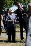 Amsterdam 20 mei 2025
Prinses Beatrix opent Art Zuid in Amsterdam zuid. Prinses Beatrix loopt met 2 wandelstokken .