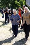 Amsterdam 20 mei 2025
Prinses Beatrix opent Art Zuid in Amsterdam zuid. Prinses Beatrix loopt met 2 wandelstokken .