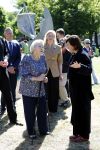 Amsterdam 20 mei 2025
Prinses Beatrix opent Art Zuid in Amsterdam zuid. Prinses Beatrix loopt met 2 wandelstokken .