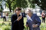 Amsterdam 20 mei 2025
Prinses Beatrix opent Art Zuid in Amsterdam zuid. Prinses Beatrix loopt met 2 wandelstokken .