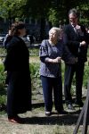 Amsterdam 20 mei 2025
Prinses Beatrix opent Art Zuid in Amsterdam zuid. Prinses Beatrix loopt met 2 wandelstokken .