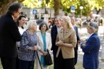 Amsterdam 20 mei 2025
Prinses Beatrix opent Art Zuid in Amsterdam zuid. Prinses Beatrix loopt met 2 wandelstokken .