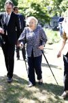 Amsterdam 20 mei 2025
Prinses Beatrix opent Art Zuid in Amsterdam zuid. Prinses Beatrix loopt met 2 wandelstokken .