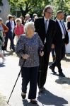 Amsterdam 20 mei 2025
Prinses Beatrix opent Art Zuid in Amsterdam zuid. Prinses Beatrix loopt met 2 wandelstokken .