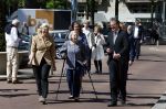 Amsterdam 20 mei 2025
Prinses Beatrix opent Art Zuid in Amsterdam zuid. Prinses Beatrix loopt met 2 wandelstokken .