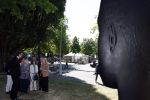 Amsterdam 20 mei 2025
Prinses Beatrix opent Art Zuid in Amsterdam zuid. Prinses Beatrix loopt met 2 wandelstokken .