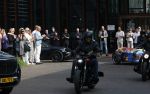 Zwolle 2 mei 2025
Vandaag is het afscheid van Jonnie Boer . er rijden 40 harley davidsons voor de kist van Jonnie Boer die op een zijspan staat.. Aanwezig zijn vrouw Therese Boer Dochter Isabelle en zoon Jimmie . Verder aanwezig Oos Kesbeke (met vrouw ) Rene Froger en Natasja Froger alsmede Astrid Joosten met haar man Rob Peters. Voor de Librije liggen heel veel bloemen