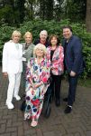Renkum 21 april 2025
Ronnie Tober 80 jaar . Hij geeft feest in restaurant Campman in Renkum . Zijn partner Jan Jochems is natuurlijk aanwezig . Ronnie Tober Tineke de Nooij Conny Vink Therese Steinmetz Bart Peeters en Ria Valk
