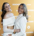 Amsterdam 8 mei 2025
Premiere dochters tijdens het event van friends of the brands in hotel the Grand . Rowenna v d Linden kwam met haar moeder