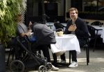 Amsterdam 21 mei 2025
Ruben Nicolai met een vriend op etrras bij de italiaan in Amsterdam zuid.