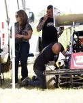 Maria Hoop 10 mei 2025
Sieneke met haar nieuwe vriend Barry Maessen en haar zoontje Dani bij autospeedway wedstrijden in Maria Hoop .