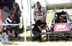 Maria Hoop 10 mei 2025
Sieneke met haar nieuwe vriend Barry Maessen en haar zoontje Dani bij autospeedway wedstrijden in Maria Hoop .