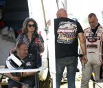 Maria Hoop 10 mei 2025
Sieneke met haar nieuwe vriend Barry Maessen en haar zoontje Dani bij autospeedway wedstrijden in Maria Hoop .