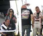 Maria Hoop 10 mei 2025
Sieneke met haar nieuwe vriend Barry Maessen en haar zoontje Dani bij autospeedway wedstrijden in Maria Hoop .