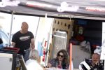Maria Hoop 10 mei 2025
Sieneke met haar nieuwe vriend Barry Maessen en haar zoontje Dani bij autospeedway wedstrijden in Maria Hoop .