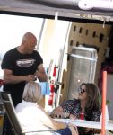 Maria Hoop 10 mei 2025
Sieneke met haar nieuwe vriend Barry Maessen en haar zoontje Dani bij autospeedway wedstrijden in Maria Hoop .