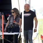 Maria Hoop 10 mei 2025
Sieneke met haar nieuwe vriend Barry Maessen en haar zoontje Dani bij autospeedway wedstrijden in Maria Hoop .