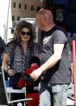 Maria Hoop 10 mei 2025
Sieneke met haar nieuwe vriend Barry Maessen en haar zoontje Dani bij autospeedway wedstrijden in Maria Hoop .