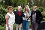 Renkum 21 april 2025
Ronnie Tober 80 jaar . Hij geeft feest in restaurant Campman in Renkum . Zijn partner Jan Jochems is natuurlijk aanwezig . Willeke D Estell Ronnie Tober Belinda Kinnaer en Jacques Herb