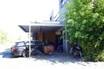 Almere 9 mei 2026
Ali B bij zijn huis een paar dagen na de uitspraak . Hij geniet lekker van het zonnetje