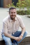 Hoenderloo 7 mei 2026
Perspresentatie cast musical We zijn toch familie -. De cast bestaat uit : Paul de Leeuw, Annick Boer, Bart van Veldhoven, Martijn Kardol en RenÃ©e de Gruijl