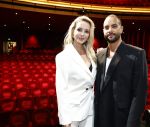 Amsterdam 11 mei 2026
Castpresentatie nieuwe versie musical Cabaret in het deLaMar theater -De cast bestaat oa uit : Hajo Bruins, Sylvia Poorta, Gaia Aikman, Chantal Janzen, Milan Sekeris, Freek Bartels,Marisa van Eyle en Valentijn Bernard