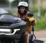 Amstelveen 11 mei 2026
Douwe Bob op zijn dikke Harley davidson