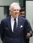 Almere 12 mei 2026
Koningin Maxima opent het nieuwe gebouw van Stichting Aap . Ed Nijpels zit in het bestuur van stichting Aap