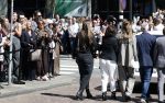 s Gravenzande 1 mei 2026
Begrafenis Jade Kops . Koningin Maxima heeft een mooi bloemstuk gestuurd . Emma Kok kwam met haar ouders en broer