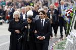 Amsterdam 4 mei 2026
Dodenherdenking 2026 op de dam met oa aanwezig Koning Willem Alexander en Koningin Maxima . Familie Klemann ( Monique en Suzanne)