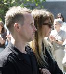 s Gravenzande 1 mei 2026
Begrafenis Jade Kops . Koningin Maxima heeft een mooi bloemstuk gestuurd . Isa Hoes en Jeroen v Veen