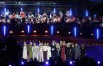 Amsterdam 5 mei 2026
5 mei Concert op de Amstel voor bevrijdingsdag . Koning Willem Alexander en Koningin Maxima zijn aanwezig .
Tineke Schouten en Splinter Chabot presenteren het . De artiesten die opterden zijn Roxeanne Hazes Acda en de Munnik Miss Envy Peru Edsilia Rombley Rolf Sanches en Fleur Raateland . Jamai Loman is dirigent .