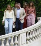 Den Haag 21 mei 2026
Fotouurtje met de koninklijke familie in de Hollandse tuin van Park Clingendael . Aanwezig Koning Willem Alexander Koningin Maxima Prinses Amalia Prinses Alexia en Prinses Ariane .
