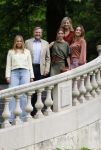 Den Haag 21 mei 2026
Fotouurtje met de koninklijke familie in de Hollandse tuin van Park Clingendael . Aanwezig Koning Willem Alexander Koningin Maxima Prinses Amalia Prinses Alexia en Prinses Ariane .